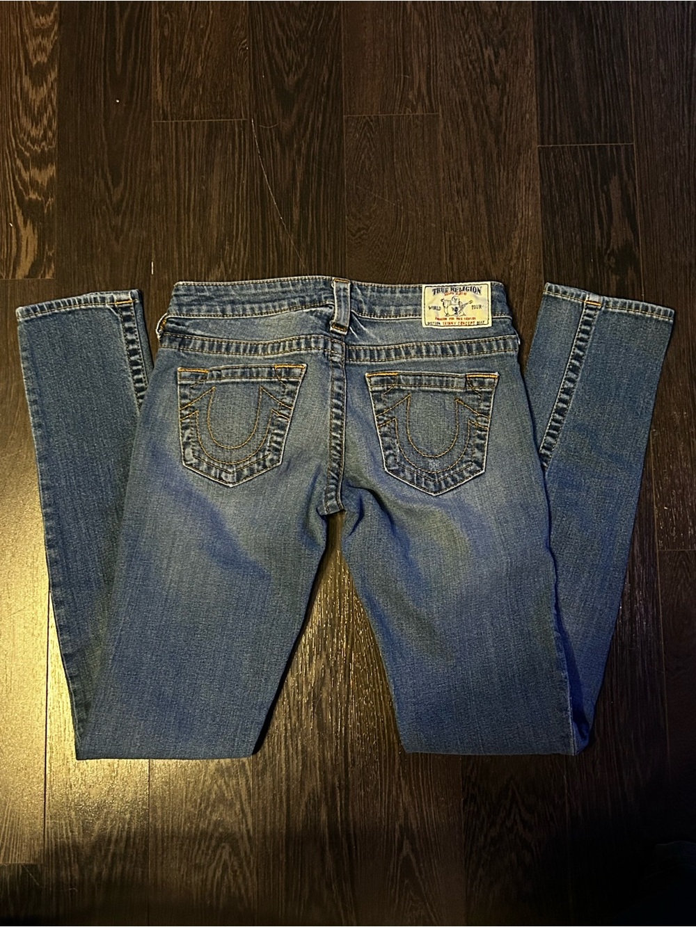 Y2K True Religion Medium Blue Denim Jeans with Horseshoe Back Pockets Vintage